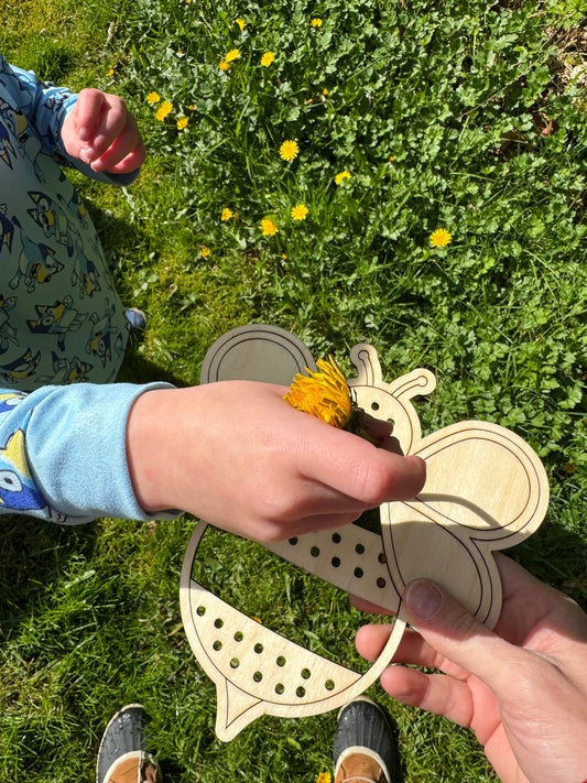 Bumblebee Flower Holder